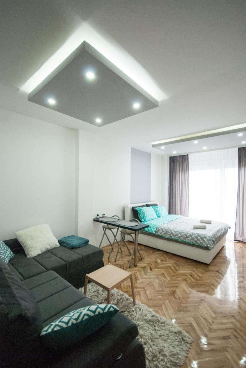 Mm Lux Apartment, Novi Sad Esterno foto