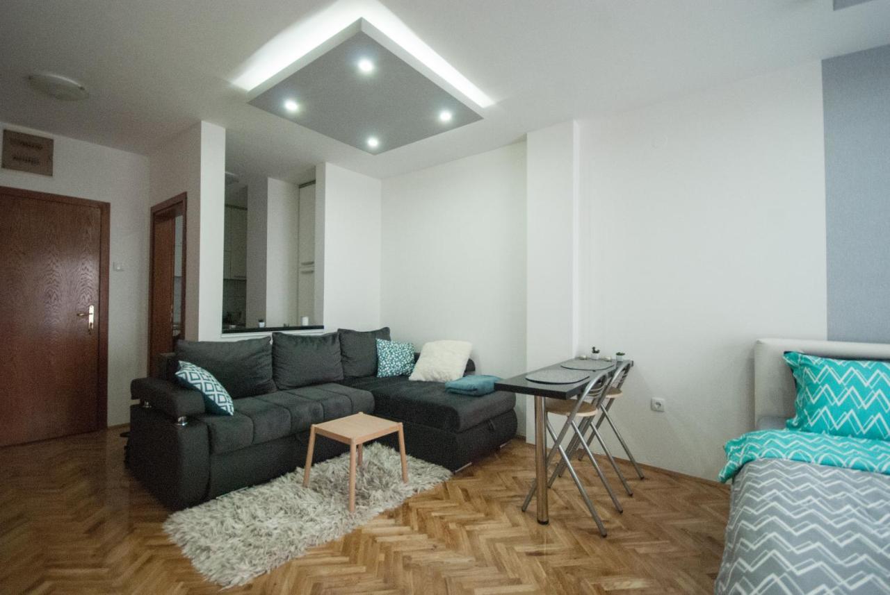 Mm Lux Apartment, Novi Sad Esterno foto